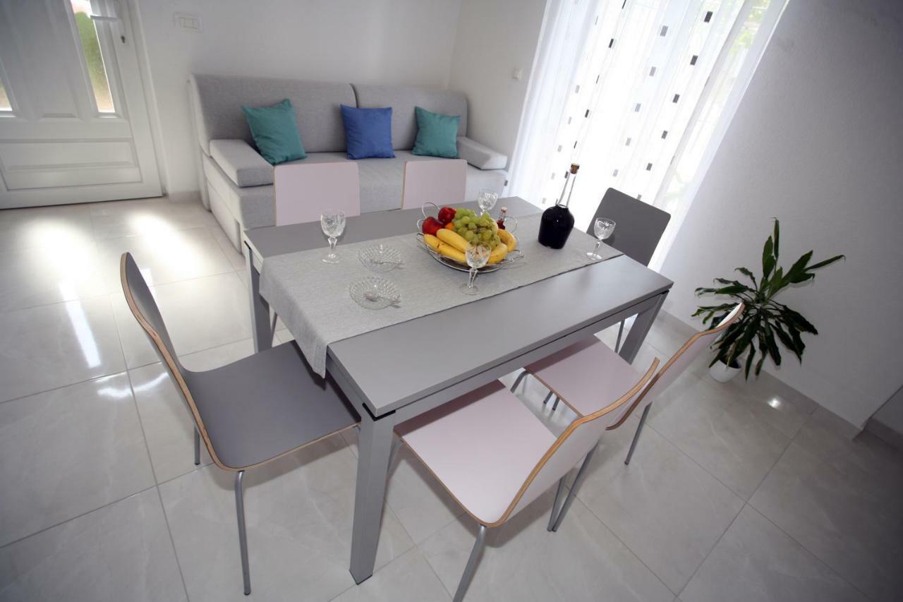 Apartman Fantasy Trogir Exteriör bild